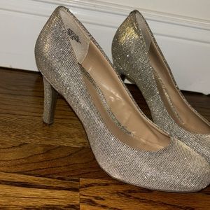 Kelly & Katie Silver sparkly heels size 10
